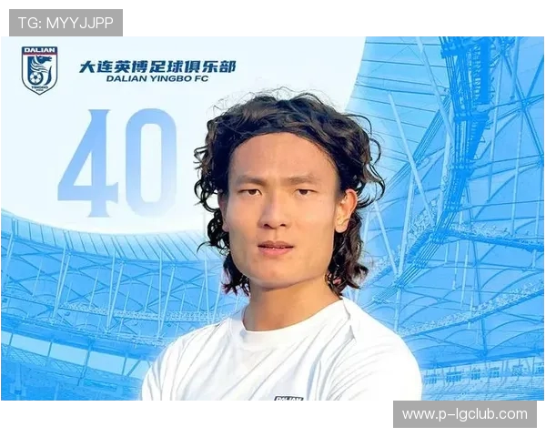 中年人如何科学踢球兼顾养生与速度全面解析足球边锋训练秘诀